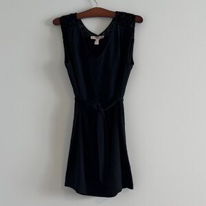 Forever 21 Black Sleeveless V-Neck Tie-Waist Mini Dress